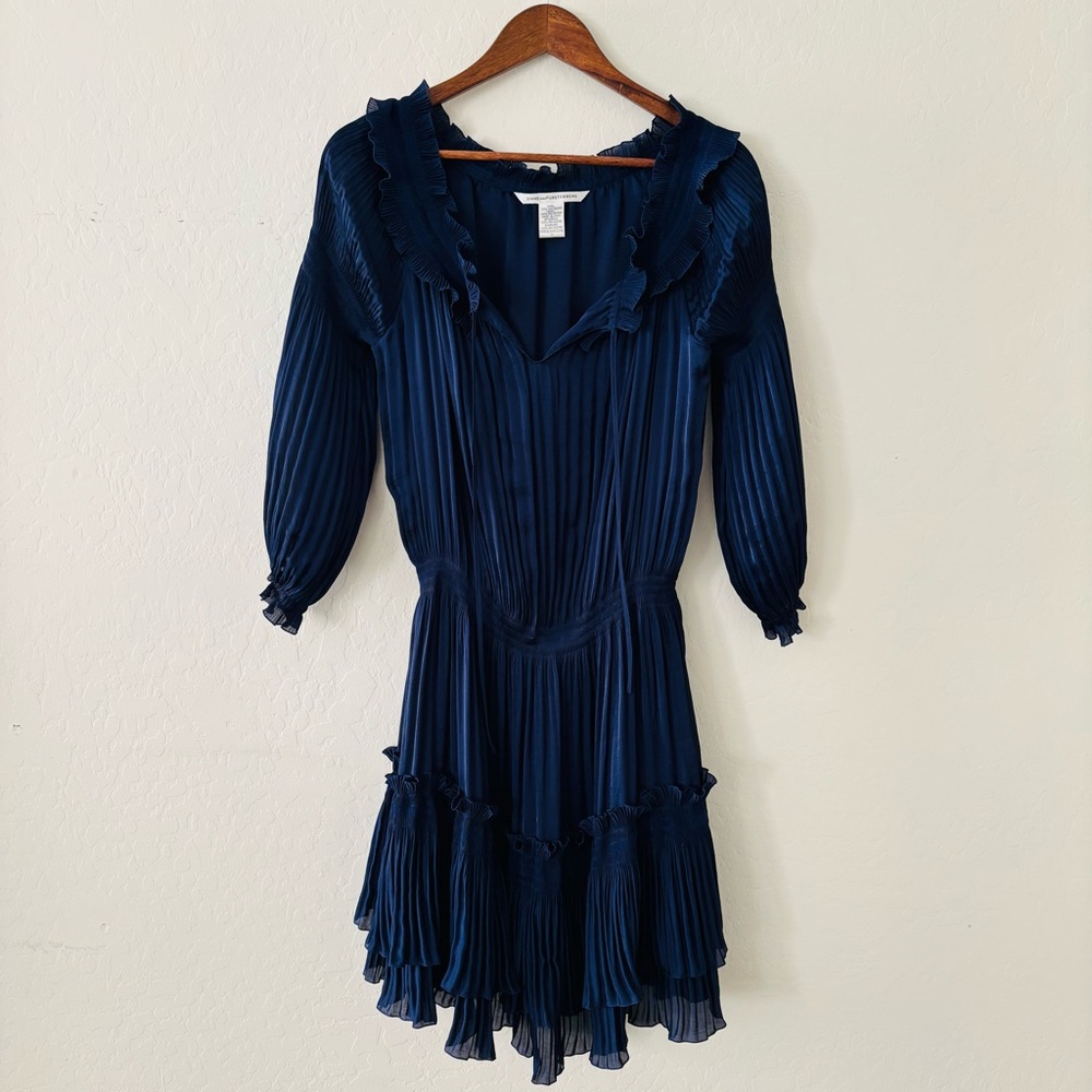 Diane Von Furstenberg Midnight Blue Ruffle Dress 3/4 Length Sleeves Size 2